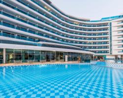 Las Americas Torre Del Mar