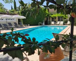 Hôtel La Garrigue & Bar Le Perchoir