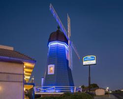 Howard Johnson by Wyndham Modesto Ceres