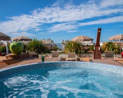 Best Western Premier Le Patio des Artistes Wellness Jacuzzi