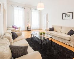 Lovely 2BD on Király street