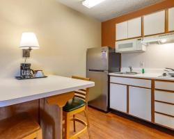 Suburban Studios Albuquerque Uptown