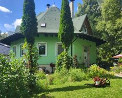Penzion Vila Elena - štvorapartmánovy dom