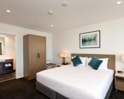 Oaks Auckland Hotel