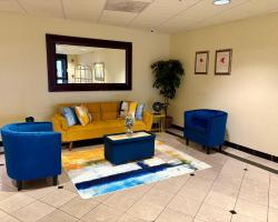 Days Inn & Suites by Wyndham Laurel Near Fort Meade