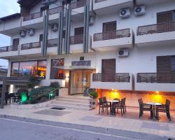 Hotel Prigipikon Suites and sofites