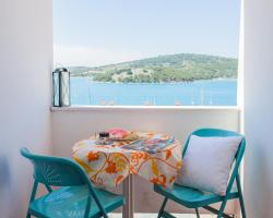 Hana Home - Apartments Tisno