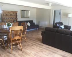 Studio Apartment Fir Trees