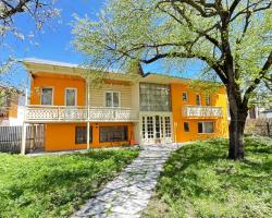 Art Villa Bakuriani