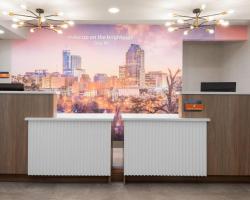 La Quinta by Wyndham Raleigh Cary