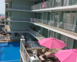Four Winds Condo Motel