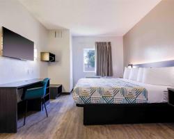 Motel 6-Albuquerque, NM - North