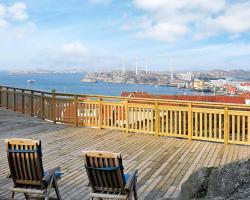 2 person holiday home in Rönnäng