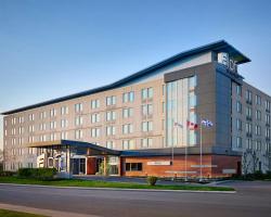 Aloft Montreal Airport