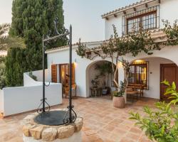 Villa Sandro by Abahana Villas