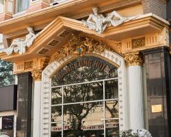 Classic Hoang Long Hotel