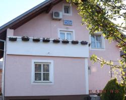 Studio Apartments Grubešić