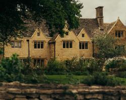 Hyll Hotel