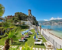 Hotel Castello Lake Front
