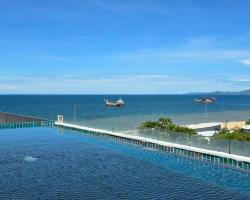 Sunday Beachfront View Jomtien Pattaya