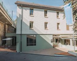 Montreux Youth Hostel