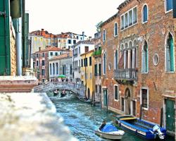 Cool Apartments Venice