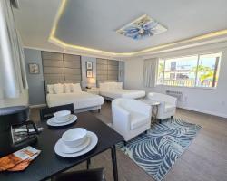 Island House Resort Hotel