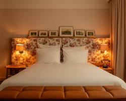 9Hotel Chelton