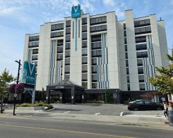 Vittoria Hotel & Suites