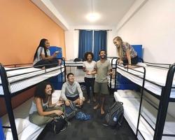 Big Backpackers Hostel