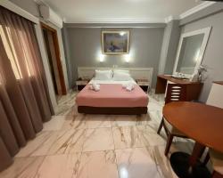 Piraeus Acropole Hotel