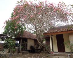 Batulayar Bungalows