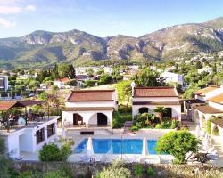 Five Fingers Holiday Bungalows