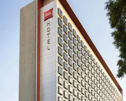 Ibis Singapore on Bencoolen - Newly Renovated