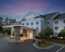 Fairfield Inn and Suites by Marriott Emporia I-95