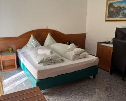 Hotel & Restaurant Garda