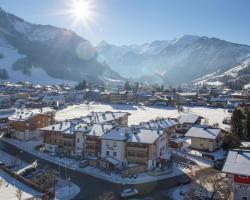 AvenidA Mountain Resort by Alpin Rentals