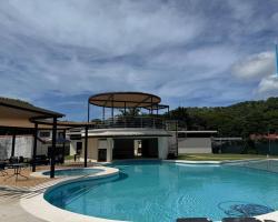Nacazcol Hotel y Villas
