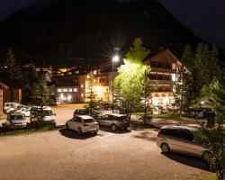 Hotel Casa Alpina - Alpin Haus