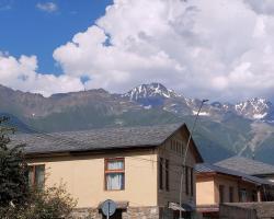 Eka&Nino GuestHouse
