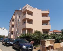 Apartments Aldomar