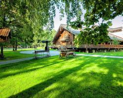 Русская Деревня