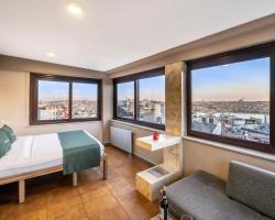 The Pera Hotel