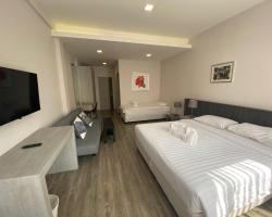 Ratchadamnoen Residence