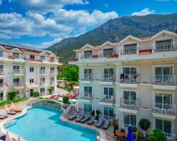 Montebello Deluxe Hotel