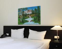 Aariana Hotel