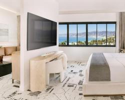 Huntley Santa Monica Beach