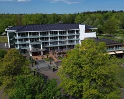 Fletcher Familiehotel De Hunzebergen
