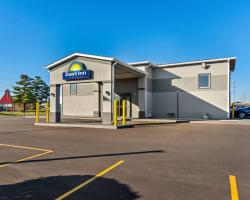 Days Inn by Wyndham Indianapolis East Post Road