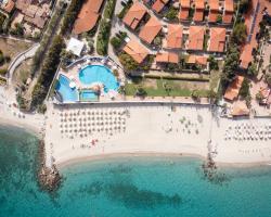 Cala Petrosa Resort
